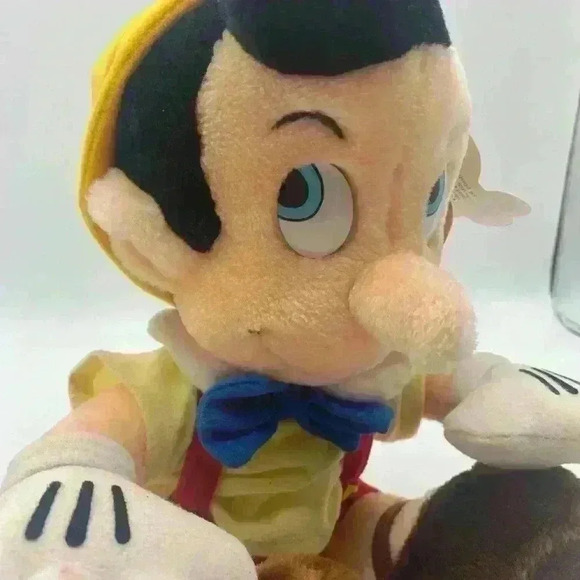 VINTAGE WALT DISNEY WORLD DISNEYLAND PINOCCHIO PLUSH STUFFED SITTING WITH TAG - Picture 3 of 9